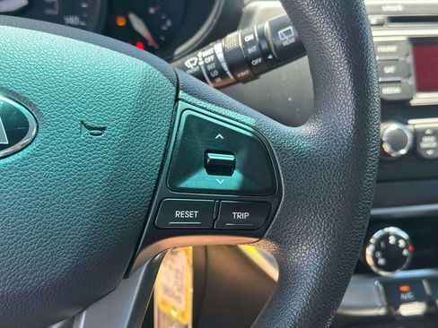 Used 2015 Kia Rio LX FWD image 20