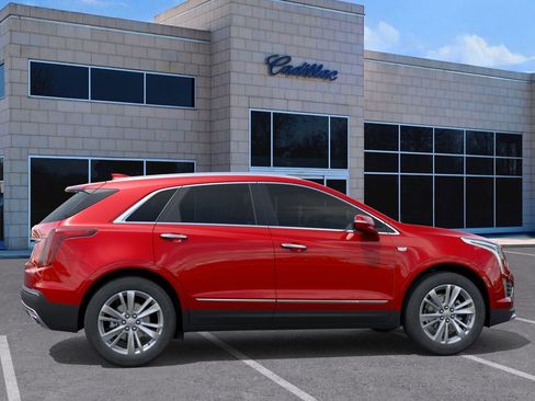 New 2026 Cadillac XT5 Premium Luxury image 6
