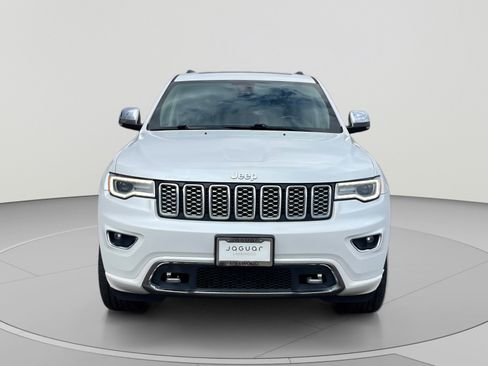 Used 2017 Jeep Grand Cherokee Overland AWD/4WD image 8