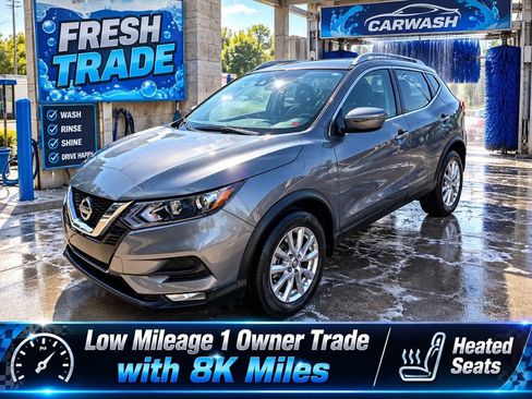 Used 2021 Nissan Rogue Sport SV AWD/4WD image 1