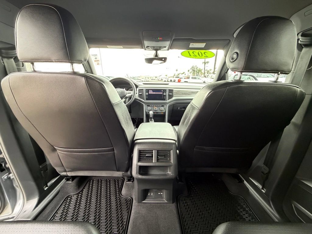 Used 2021 Volkswagen Atlas Cross Sport SE FWD image 13