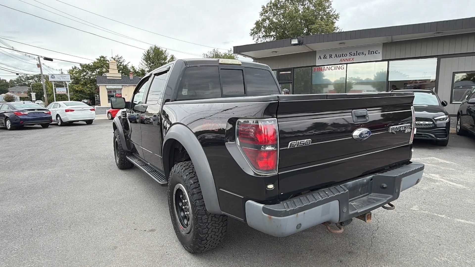 Used 2014 Ford F150 Raptor w/ Equipment Group 801A Luxury AWD/4WD image 5