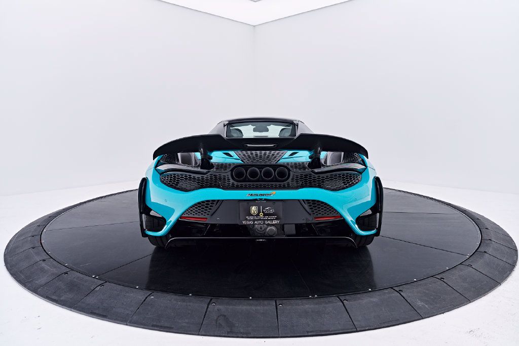 Used 2022 McLaren 765LT RWD image 21