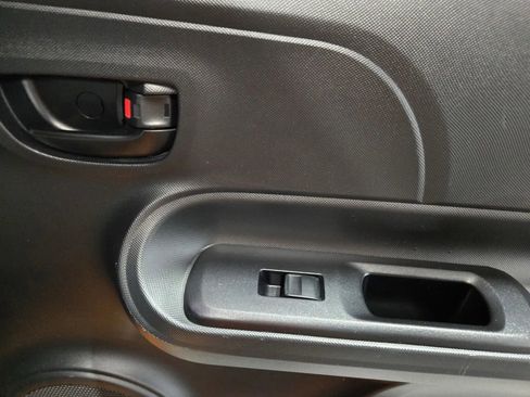 Used 2015 Toyota Prius C One FWD image 8