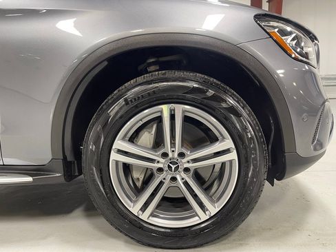 Used 2022 Mercedes-Benz GLC 300 4MATIC image 16