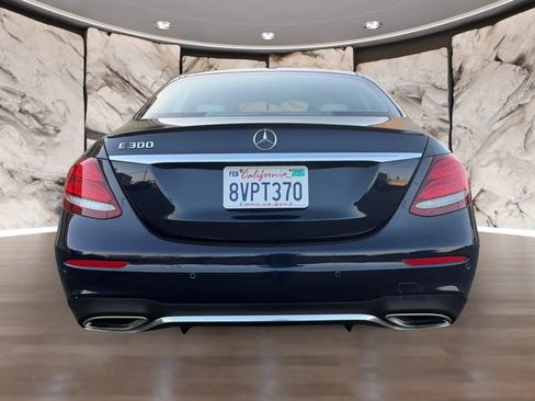 Used 2017 Mercedes-Benz E 300 image 7