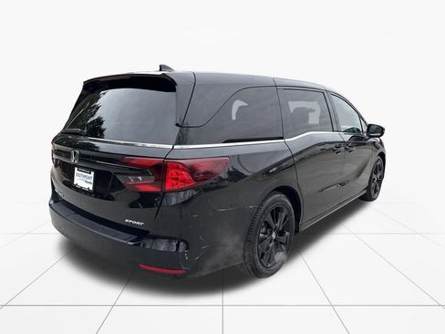 Used 2023 Honda Odyssey Sport image 9