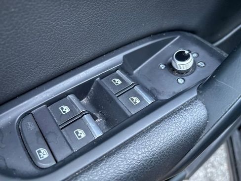 Used 2018 Audi Q5 2.0T Premium Plus w/ Premium Plus Package image 13