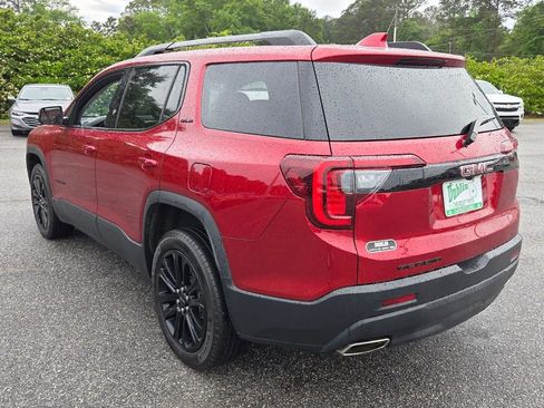 Used 2023 GMC Acadia SLE w/ Driver Convenience Package FWD image 9