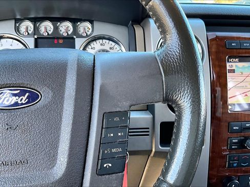 Used 2010 Ford F150 Lariat image 22