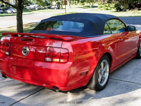 Used 2006 Ford Mustang GT Premium RWD image 18