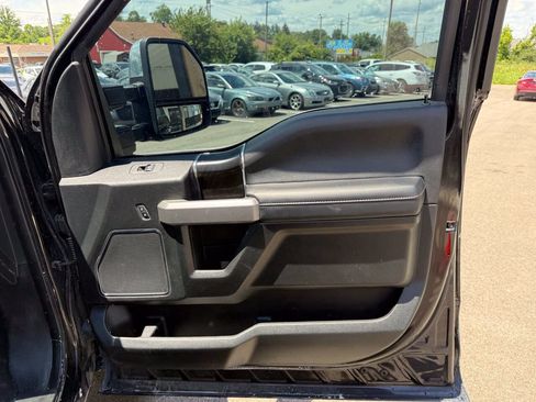 Used 2019 Ford F250 Platinum w/ Platinum Ultimate Package AWD/4WD image 13
