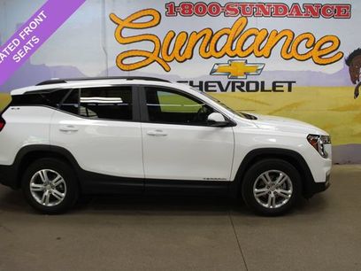 Used 2024 GMC Terrain SLE w/ Driver Convenience Package
