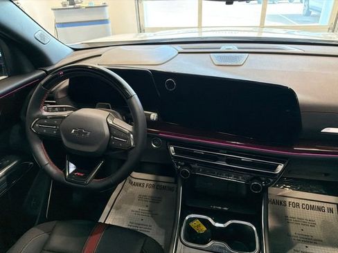 Used 2026 Chevrolet Traverse RS AWD/4WD image 28