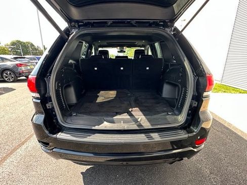 Used 2022 Jeep Grand Cherokee Laredo X AWD/4WD image 17