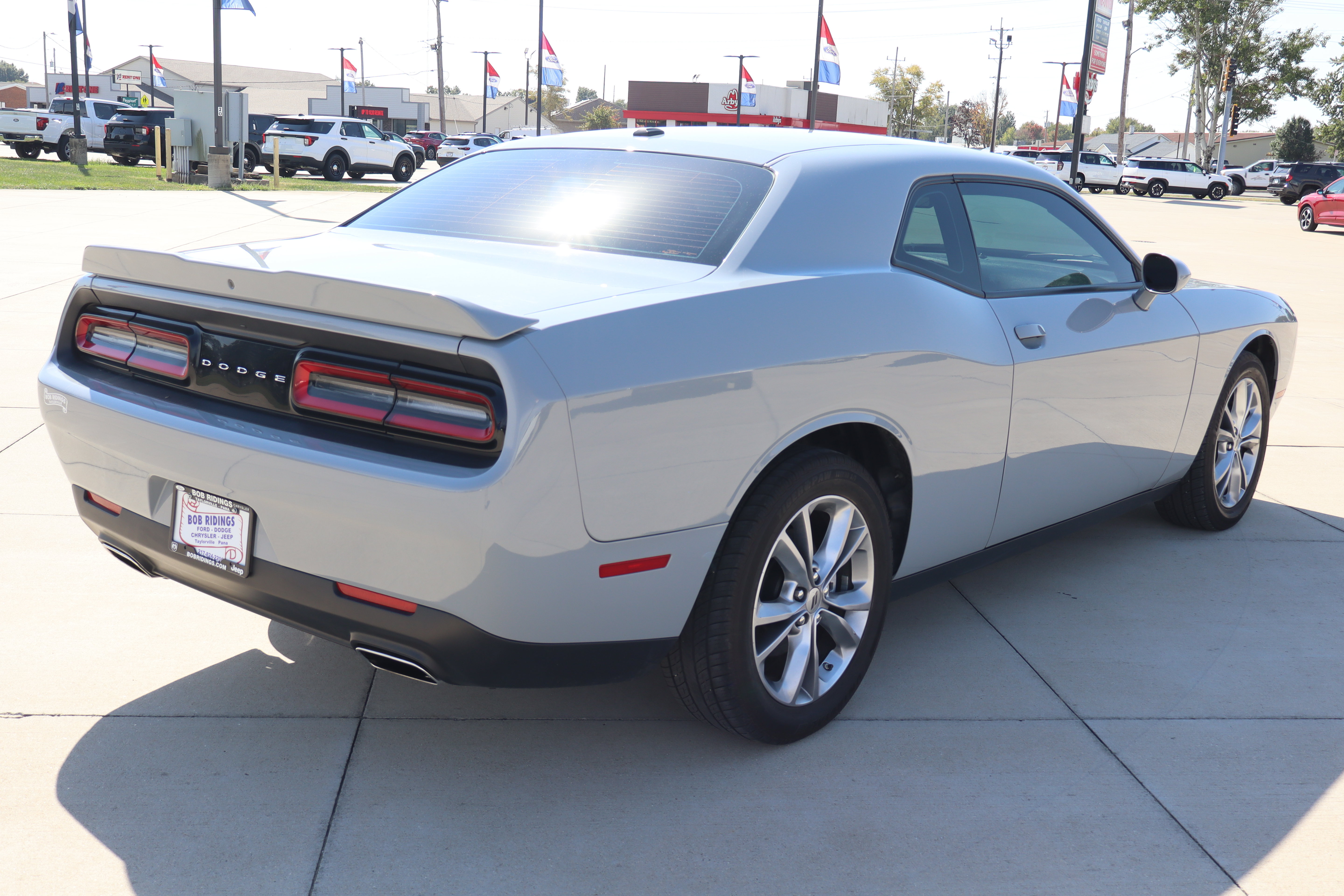 Used 2022 Dodge Challenger SXT w/ Cold Weather Group AWD/4WD image 5