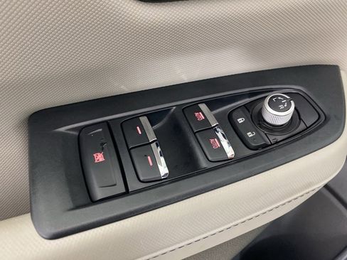 Certified 2025 Subaru Forester Limited image 23