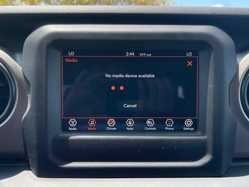 Used 2021 Jeep Gladiator Sport AWD/4WD image 27