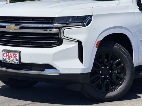 Used 2023 Chevrolet Tahoe LT AWD/4WD image 3
