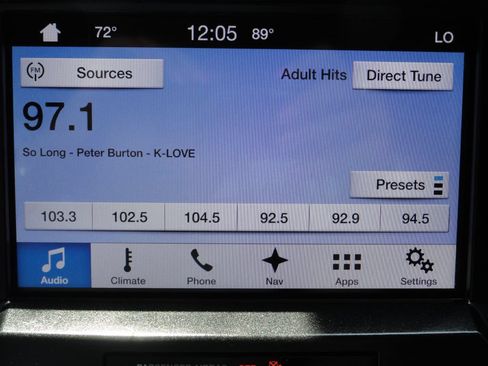 Used 2016 Ford F150 Lariat w/ Equipment Group 502A Luxury AWD/4WD image 19