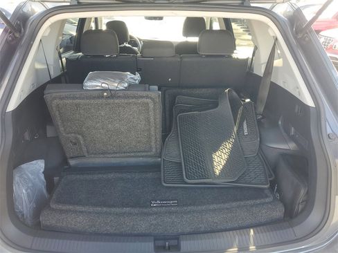 Used 2023 Volkswagen Tiguan S image 8