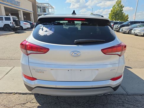 Used 2018 Hyundai Tucson Value w/ Cargo Package image 4