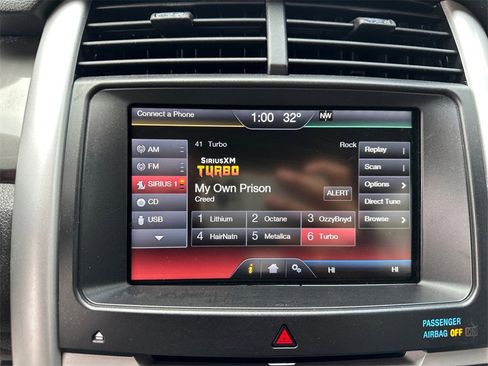 Used 2013 Ford Edge Sport w/ Driver Entry Pkg image 17