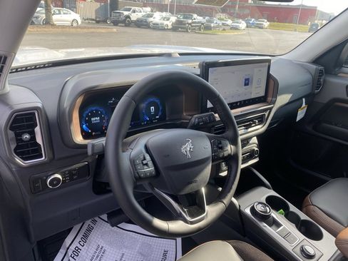 New 2025 Ford Bronco Sport Outer Banks image 12