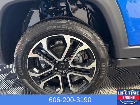 Used 2023 Jeep Compass Limited AWD/4WD image 7