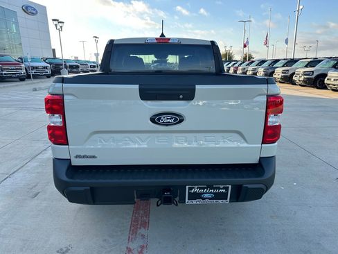 New 2025 Ford Maverick XLT w/ Equipment Group 301A image 4