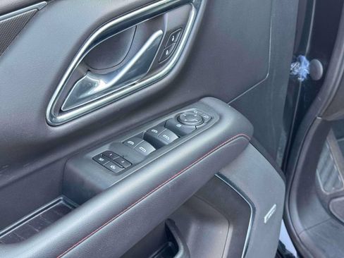 Used 2021 Chevrolet Tahoe RST AWD/4WD image 19