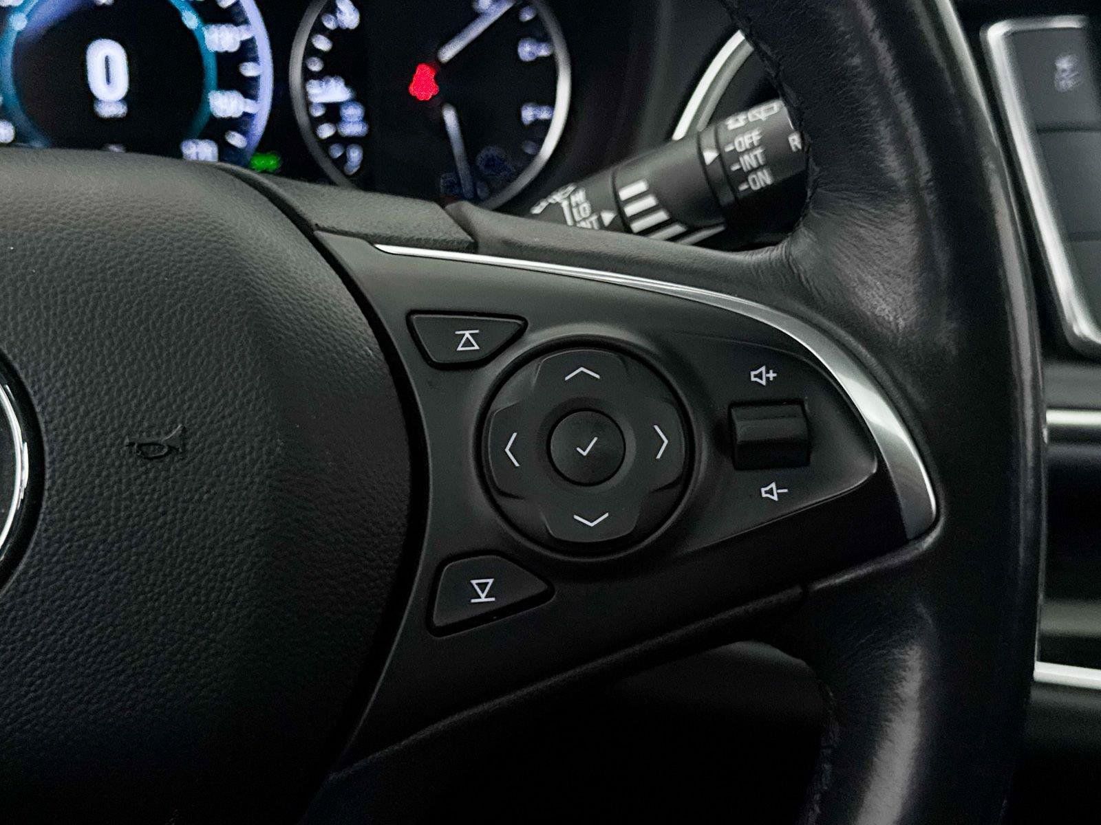 Used 2019 Buick Enclave Avenir w/ Avenir Technology Package FWD image 35