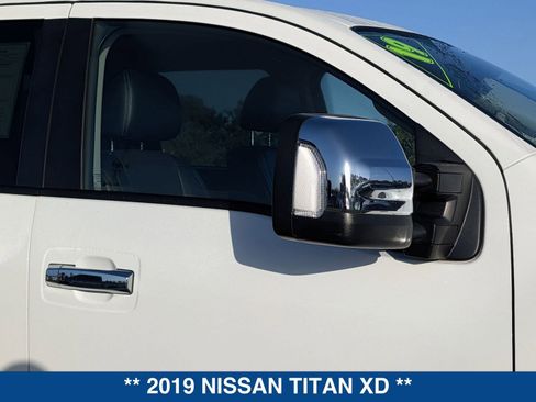 Used 2019 Nissan Titan SL w/ Texas Titan Edition image 10