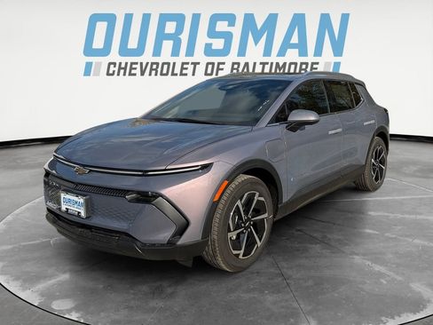 New 2026 Chevrolet Equinox EV LT image 2