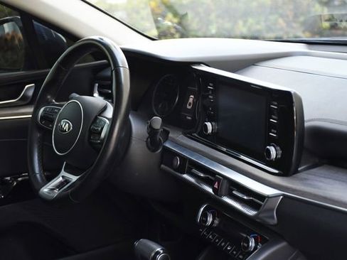 Used 2021 Kia K5 EX image 30