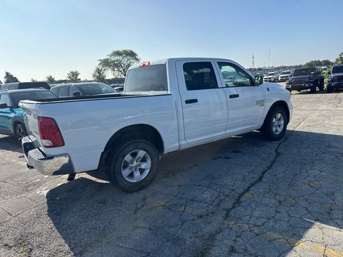 Used 2022 RAM 1500 Classic SLT w/ Electronics Group AWD/4WD image 6