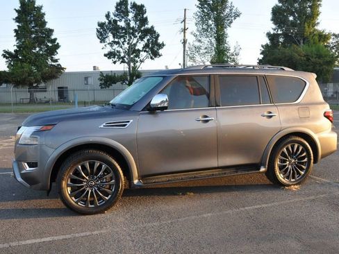 Used 2023 Nissan Armada Platinum w/ Captain's Chairs Package image 2