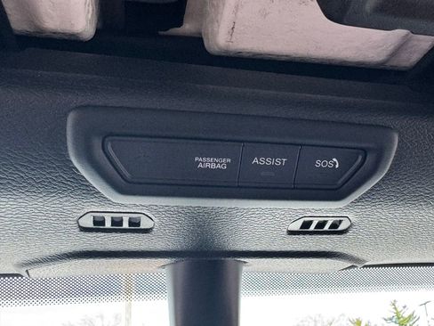 Used 2023 Jeep Wrangler Unlimited Sahara AWD/4WD image 28