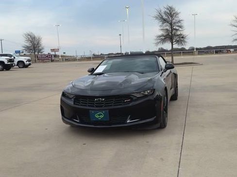 Used 2023 Chevrolet Camaro LT w/ RS Package image 4