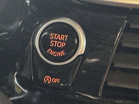 Used 2019 BMW 540i xDrive image 24