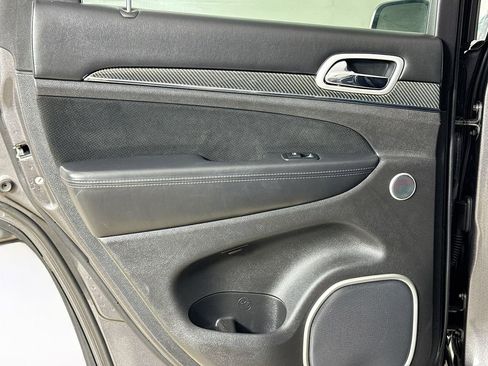 Used 2020 Jeep Grand Cherokee SRT image 23