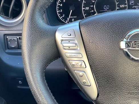 Used 2015 Nissan Versa Note SV w/ SV Convenience Package image 18