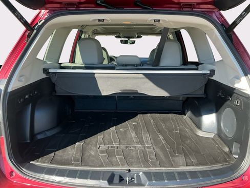 Used 2024 Subaru Forester Limited image 17
