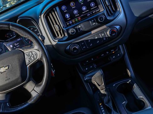 Used 2019 Chevrolet Colorado Z71 image 19