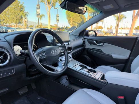Used 2023 Hyundai Kona Limited image 15