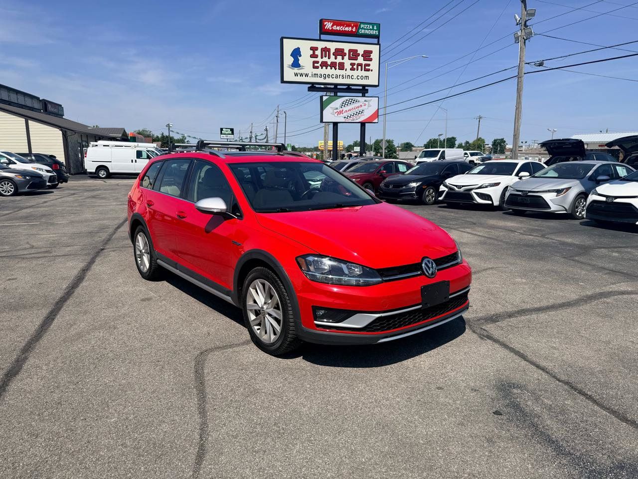 Used 2019 Volkswagen Golf Alltrack SE AWD/4WD image 4