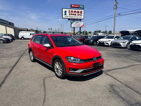 Used 2019 Volkswagen Golf Alltrack SE AWD/4WD image 4