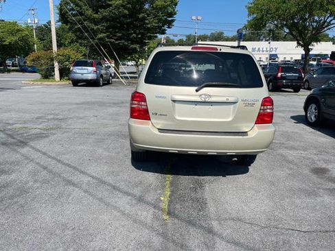 Used 2003 Toyota Highlander 4WD V6 image 3