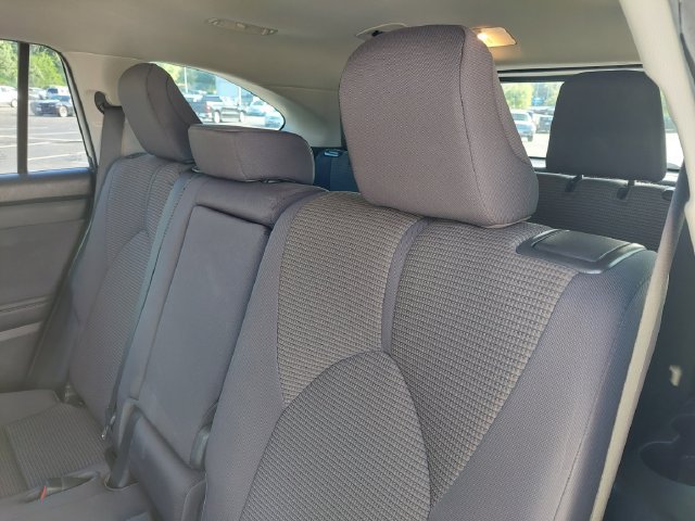 Used 2023 Toyota Highlander L FWD image 30
