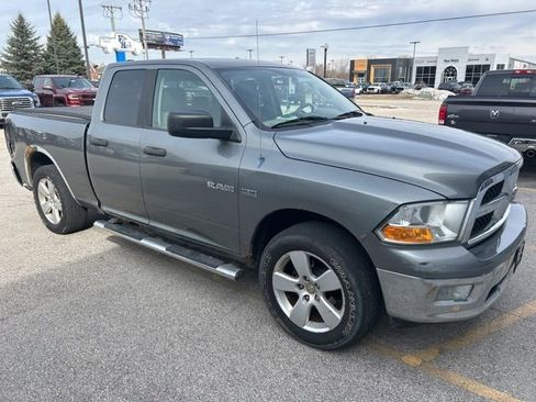 Used 2009 Dodge Ram 1500 Truck SLT w/ Popular Equipment Group image 2